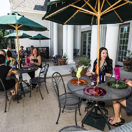 Claremont Inn & Winery Stratton Экстерьер фото