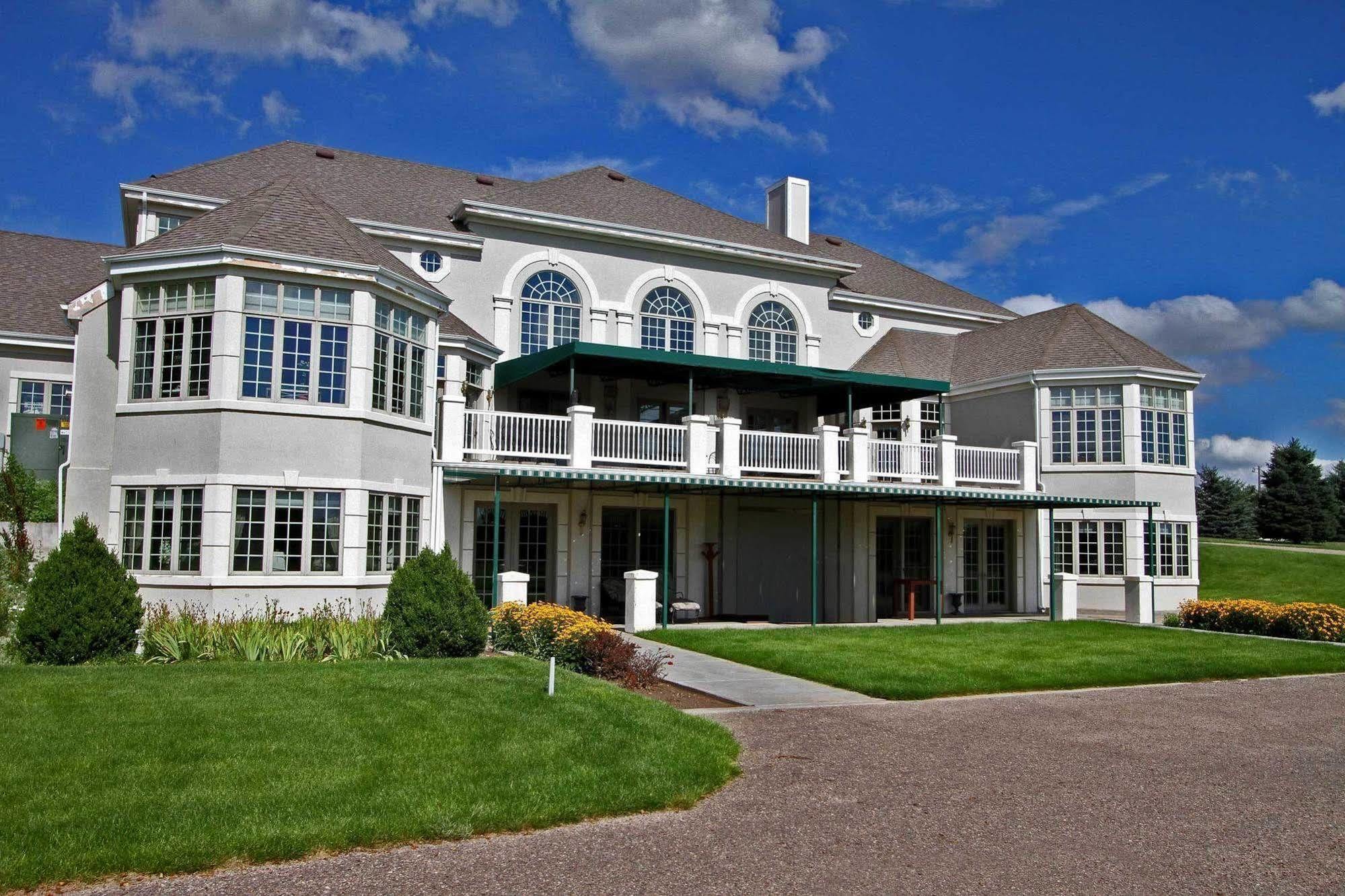 Claremont Inn & Winery Stratton Экстерьер фото